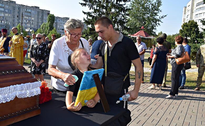 Вважався зниклим безвісти: під час масованої атаки росіян Обухів провів захисника у вічність