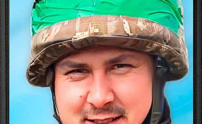 Родным павших Героев Обухова вручили их посмертные награды
