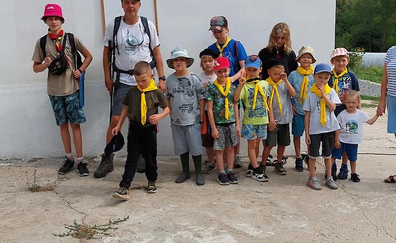 Пластуны-волчата получали новые навыки на экостанции вблизи Ржищева