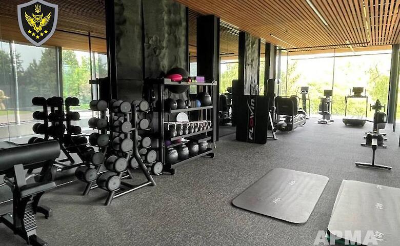 АРМА ищет управляющего элитного имения олигарха Фуксы на Обуховщине