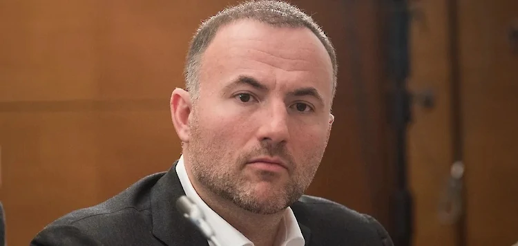 АРМА ищет управляющего элитного имения олигарха Фуксы на Обуховщине