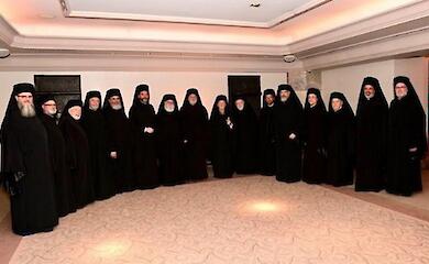 Московская церковь в Украине: миссия невыполнима или некуда бежать