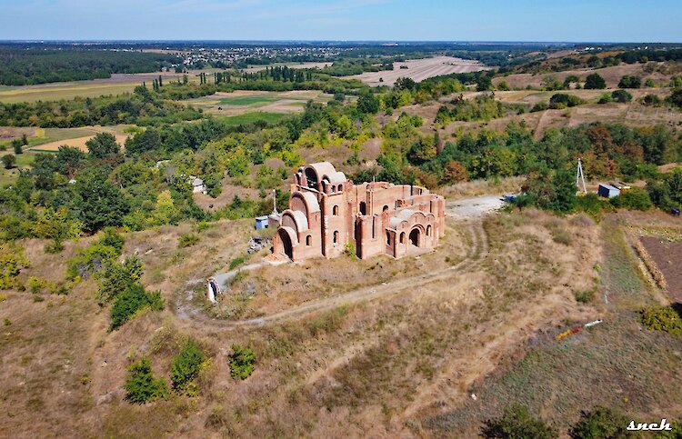 "Гора з хрестом" - унікальне урочище в Київській області