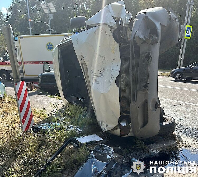 В смертельной автокатастрофе на Столичном шоссе пострадали жители Обуховщины