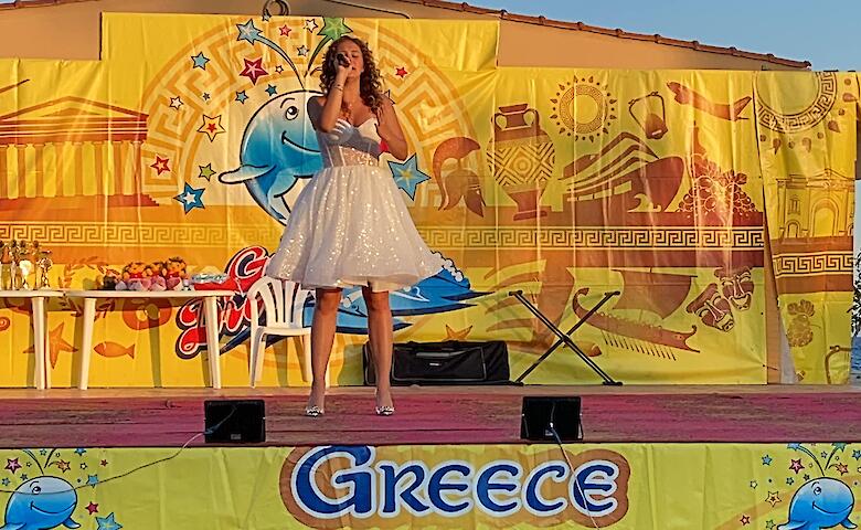 Две награды привезла обуховская школьница с Международного фестиваля