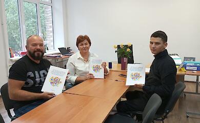 В обухівському ліцеї підписали меморандум між вчителями, учнями і батьками