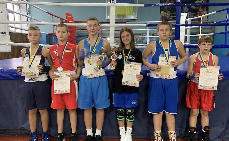 Боксерка з Обухівського району виборола звання чемпіонки Київщини