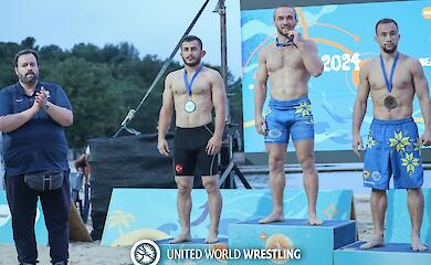 Спортсмен из Обуховщины стал чемпионом мира по пляжной борьбе