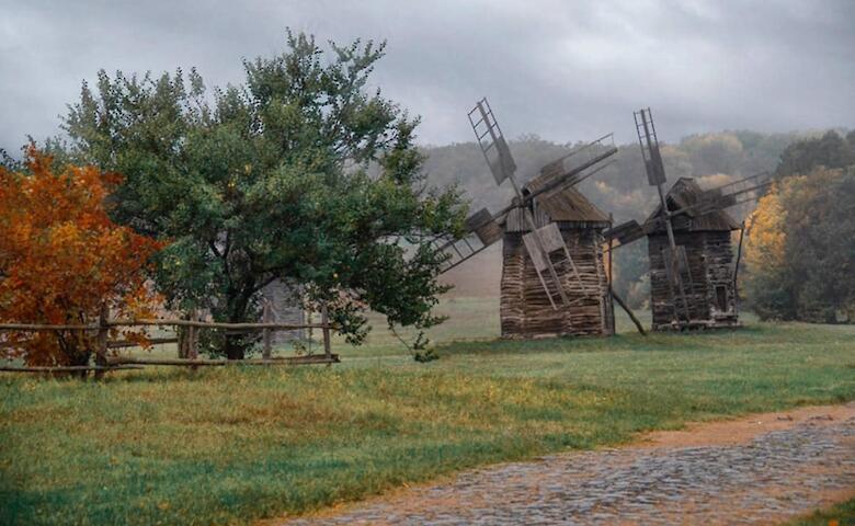 Обуховские школьницы стали призерами областного фотоконкурса