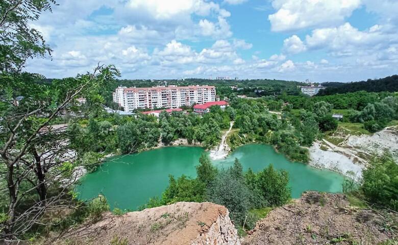 Обуховские школьницы стали призерами областного фотоконкурса