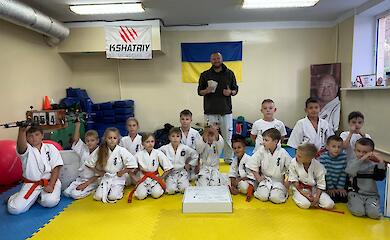 Юні каратисти в Обухові зібрали 40 тисяч гривень на дрони