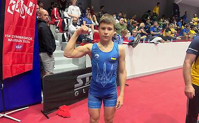 Обуховский борец завоевал серебро на Всемирной Гимназиаде в Бахрейне