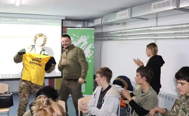 Школьники Обуховщины приняли участие в военно-патриотической подготовке «Гарт»