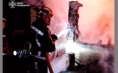 В пожежі на Обухівщині чоловік отримав травми та втратив майно