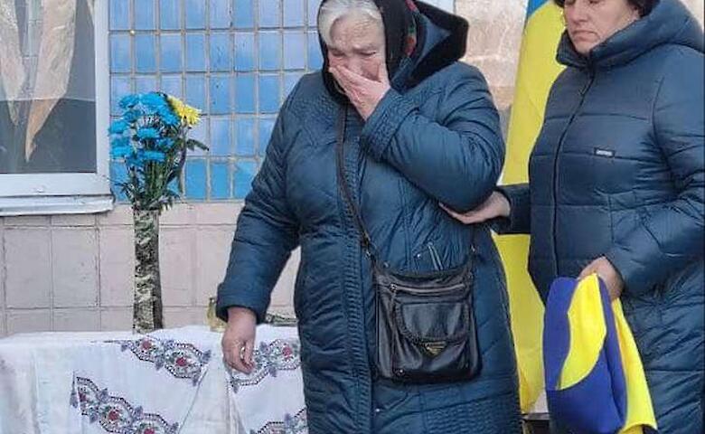 В лицее на Обуховщине открыли мемориальную доску Герою-выпускнику