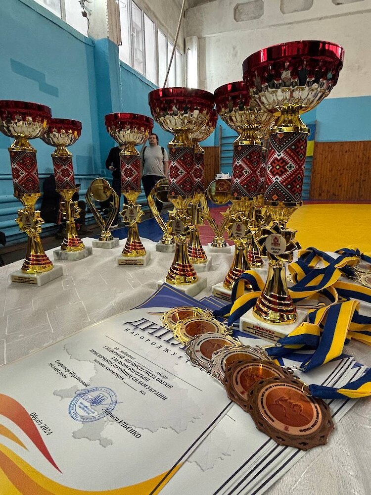 14 наград завоевали обуховские борцы на Открытом первенстве города по вольной борьбе