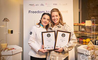 Сыроделы Обуховского края потихоньку покоряют мир