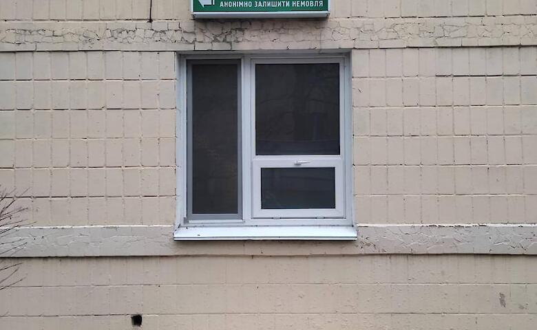 В Богуславе разыскивают мать, которая оставила младенца в хозяйственной сумке