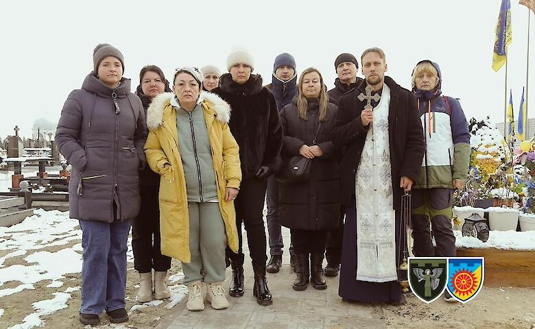 Семьи павших бойцов Обуховского тербата провели заупокойную молитву