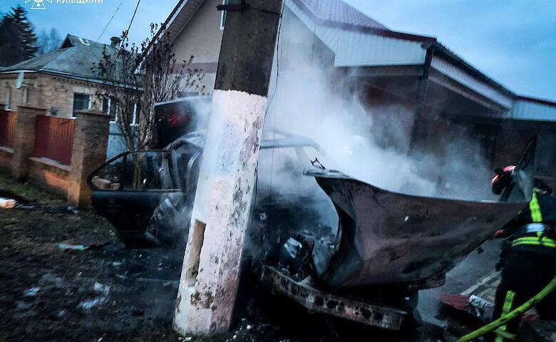 В аварии на Обуховщине пострадали три человека, среди них беременная девушка