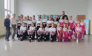 Феодосиевская громада приняла очередной этап соревнований по черлидингу