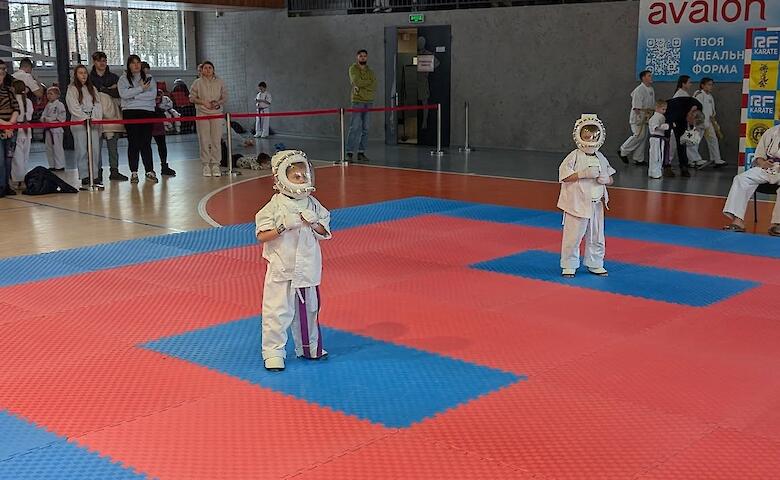 Обухівські каратисти здобули медалі на чемпіонаті Києва у Бучі