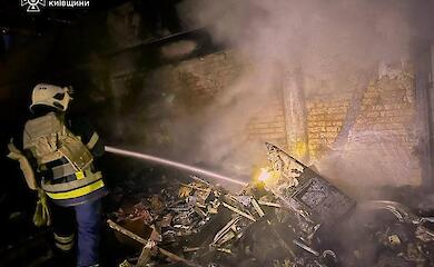 Внаслідок російської атаки дронами, в Обухівському районі пошкоджено три приватні будинки