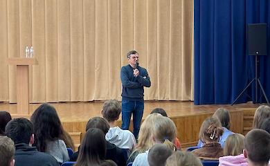 Международная политика и местная община: экс-министр Кулеба посетил Обуховщину