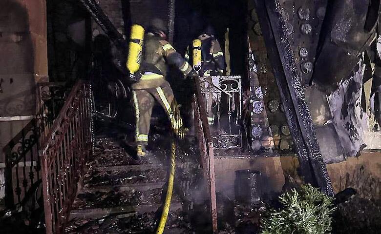 Пожар неподалеку от Обухова: дом сгорел, двое в реанимации