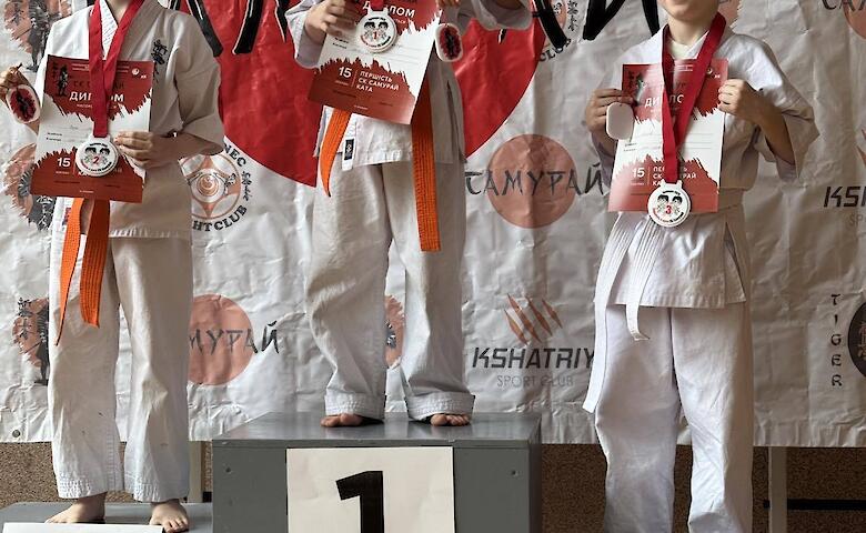 11 медалей привезли обуховские каратисты с турнира в Броварах