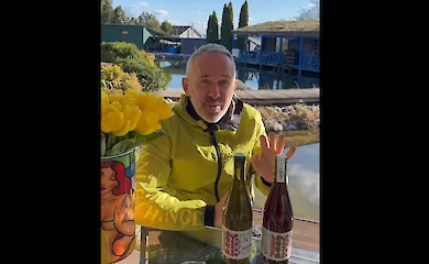 Biologist представил новую серию игристых вин PET-NAT, вдохновленную украинскими традициями