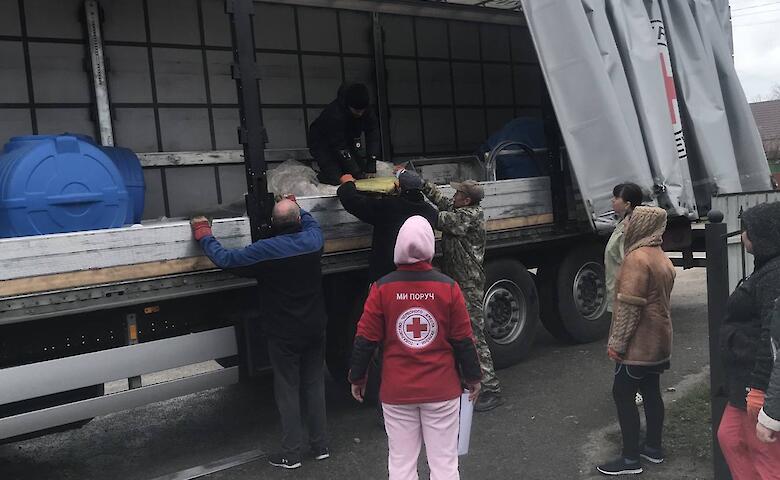 Социальные учреждения Обуховщины получили теплицы от благотворителей