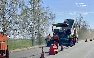 На Обуховщине начался ремонт дороги Глеваха - Подгорцы