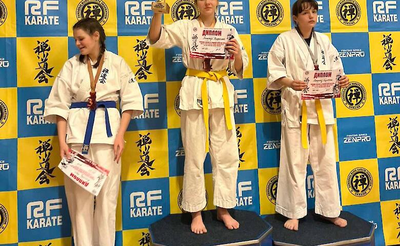 Обухівські каратисти вибороли нагороди на чемпіонаті у Вінниці