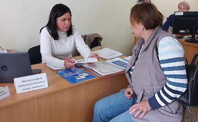 Специалисты службы занятости провели первый выездной прием в обуховском ЦПАу: детали