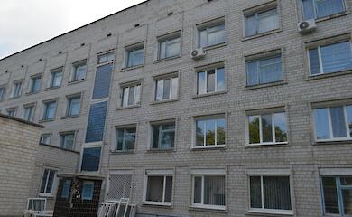 В Кагарлыкской больнице заменили 28 окон на энергосберегающие