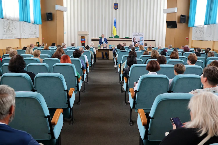 В Василькове презентовали книгу о защитнице с позывным &laquo; Крестная&raquo;