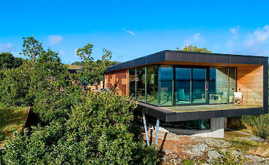 Стеклянные решения для дома и бизнеса: окна, фасады, остекление