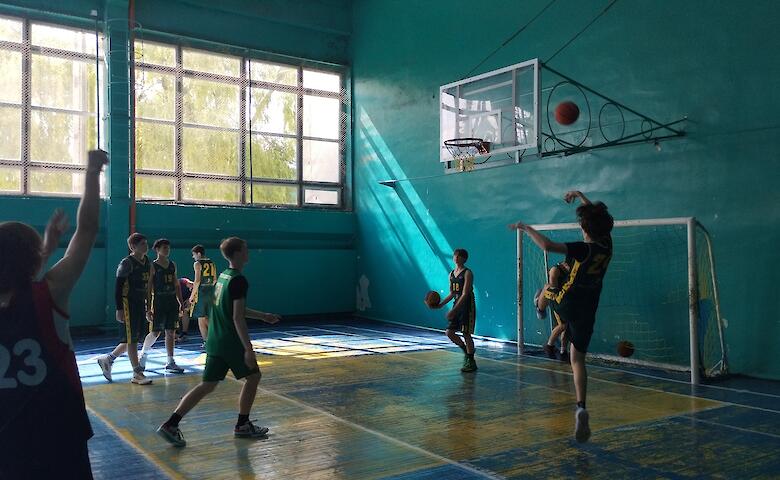 В Обухове состоялся открытый юношеский баскетбольный турнир