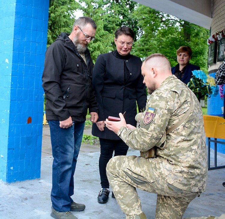 В Кагарлыкской громаде почтили трех погибших Героев из Ставов