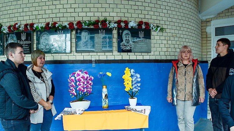 В Кагарлыкской громаде почтили трех погибших Героев из Ставов