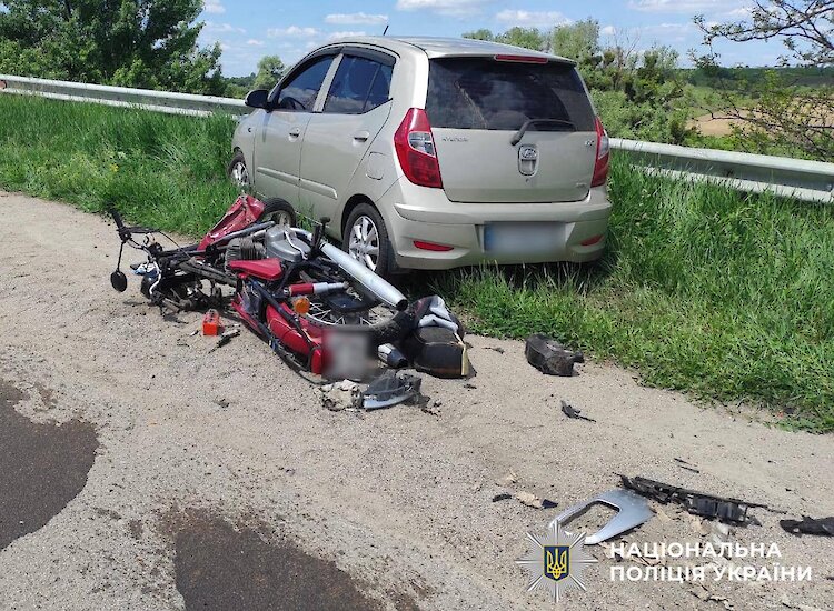 Смертельное ДТП на Обуховщине: от столкновения с легковушкой погиб мотоциклист