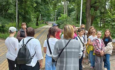 Учні Черняхівської гімназії здійснили пізнавальну екскурсію до Кагарлицького музею та парку