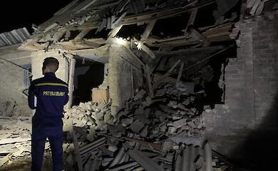 В Обухівському районі під час нічної атаки дронів пошкоджено будинок і поранено чоловіка