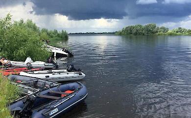 Храм на Дніпрі недоступний: водний маршрут із Ржищева визнано небезпечним