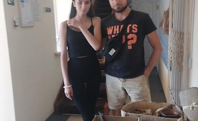 Ржищівський музей отримав нові експонати &mdash; глечики, вишиванку та старовинну лампу