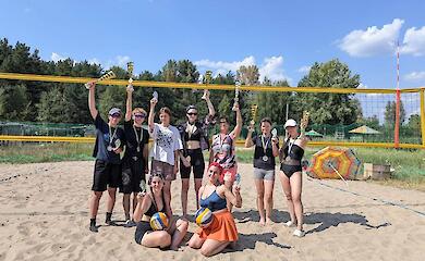 В Обухове прошло открытое первенство города по пляжному волейболу