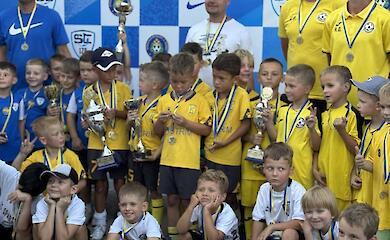 Юні футболісти ФК &laquo;Кристал Козин&raquo; вибороли золото на турнірі в Києві