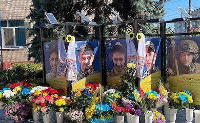 У Ржищівській громаді відкрили чотири нові стели на Алеї Пам&rsquo;яті Героїв
