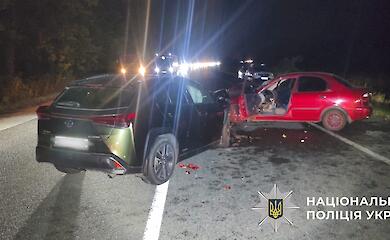 Два человека травмировались в результате аварии возле Обухова